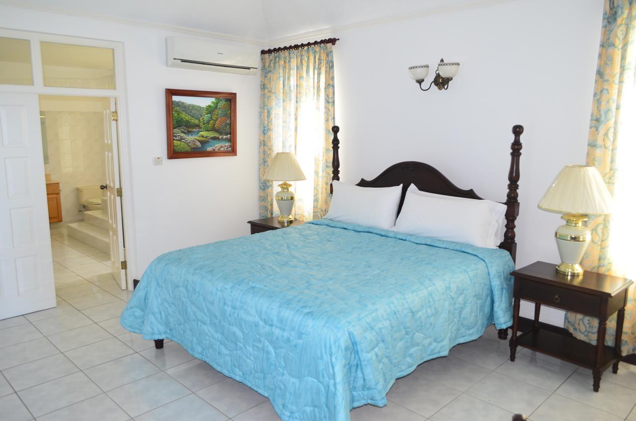 Pink Rock Inn Bed And Breakfast Ocho Rios Exteriör bild